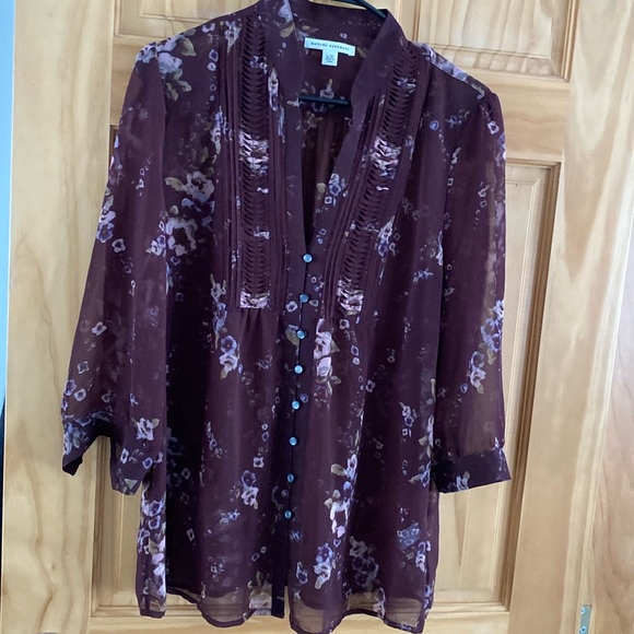 Women blouses, size L, like new. - Picture 1 of 7